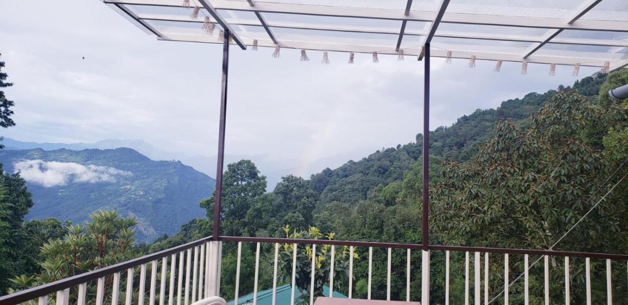 The Nettle And Fern Farmstay Pelling Εξωτερικό φωτογραφία