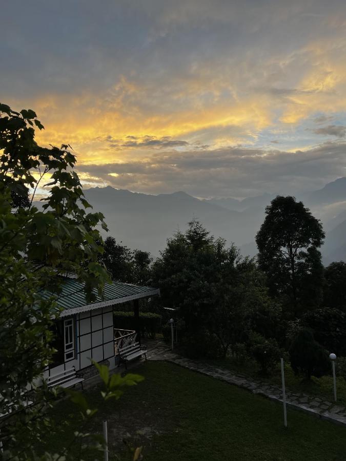 The Nettle And Fern Farmstay Pelling Εξωτερικό φωτογραφία